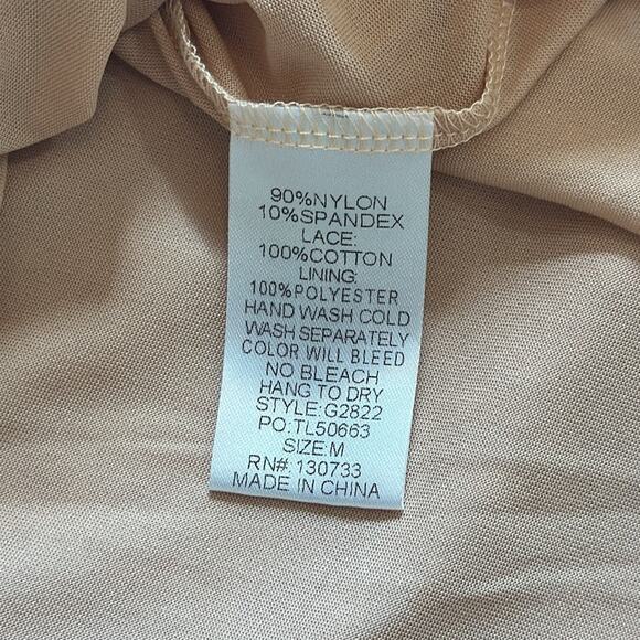 Umgee Pink Mauve Lace Overlay Mini Dress Stretchy Fit & Flare Size M Feminine - Picture 15 of 16